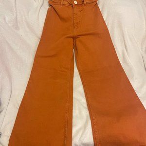 Zara Women's The Marine Straight Jean. New without tags. Never worn. Size 4/36.